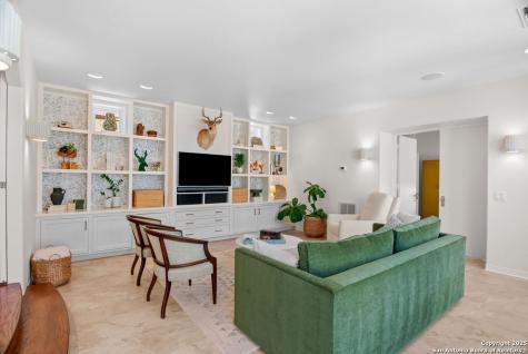 239 Belvidere Olmos Park TX 78212