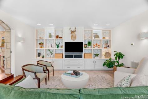 239 Belvidere Olmos Park TX 78212