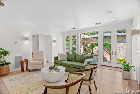 239 Belvidere Olmos Park TX 78212