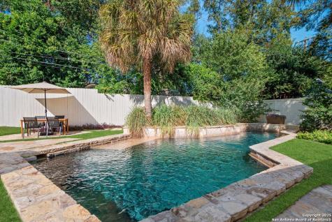 239 Belvidere Olmos Park TX 78212