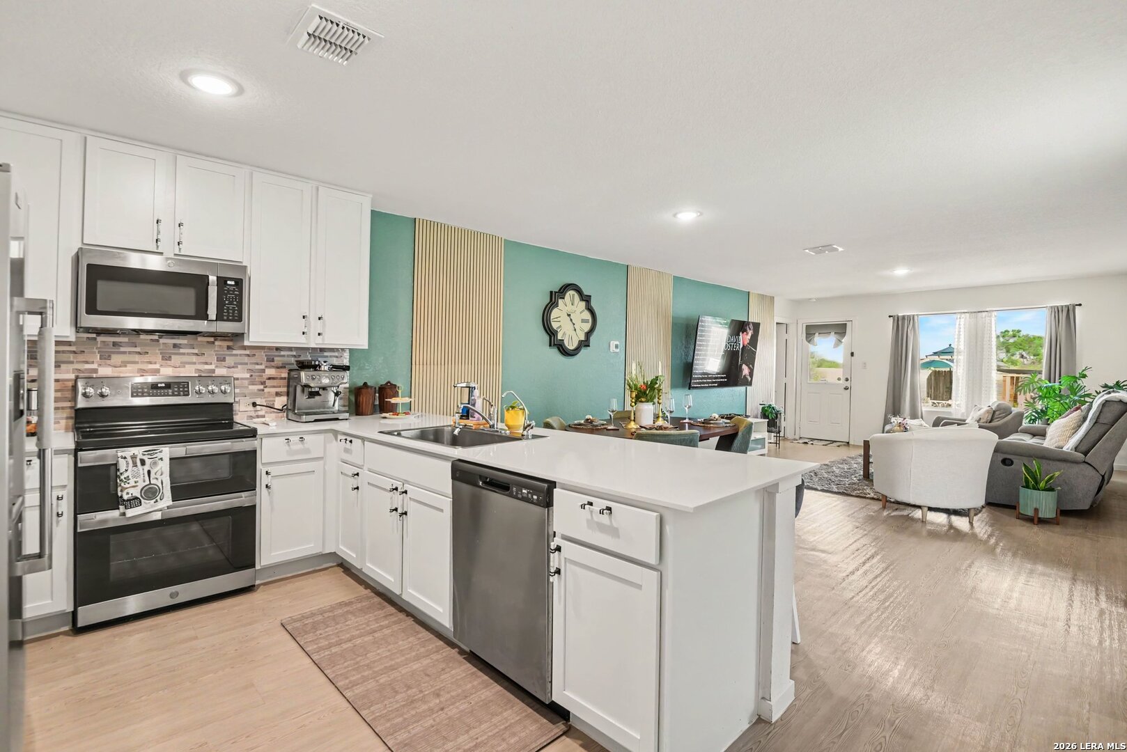 9617 Garnet Grove San Antonio TX 78223