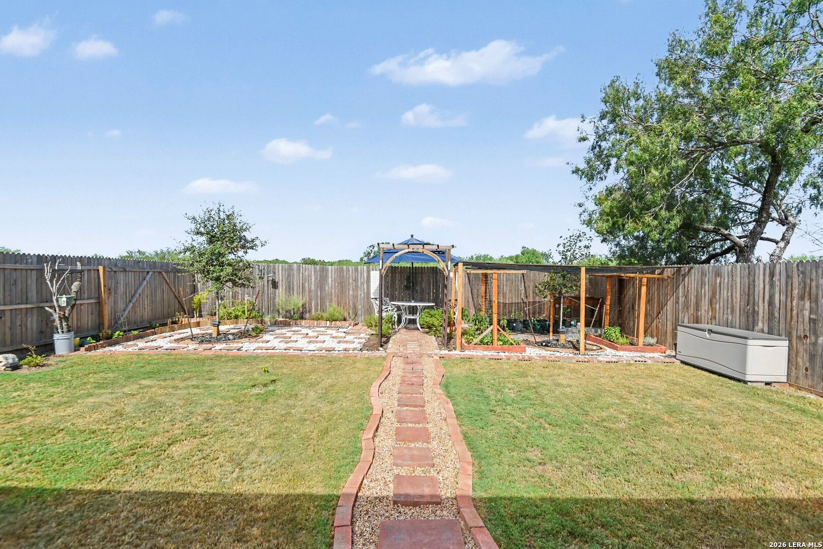 9617 Garnet Grove San Antonio TX 78223