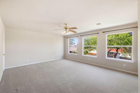 8631 Branch Hollow Universal City TX 78148