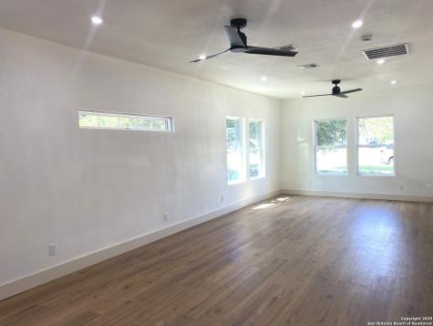 2122 Cincinnati Avenue San Antonio TX 78228