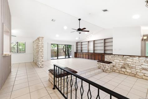 4710 Paradise Woods San Antonio TX 78249
