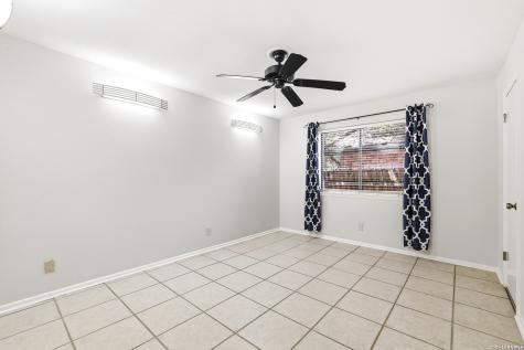 4710 Paradise Woods San Antonio TX 78249