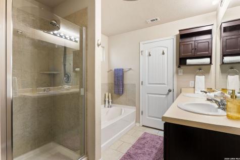 14033 Shivers Cove San Antonio TX 78254