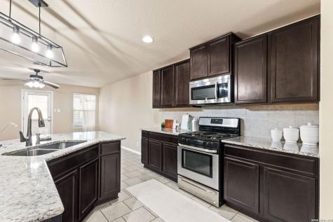 14033 Shivers Cove San Antonio TX 78254