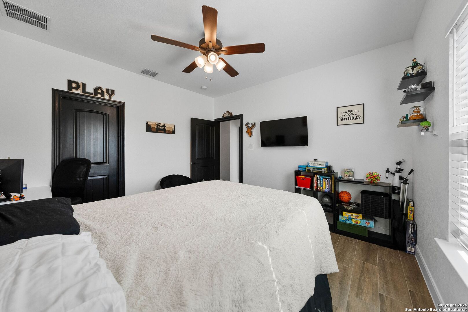 450 Spanish Grant Bandera TX 78003