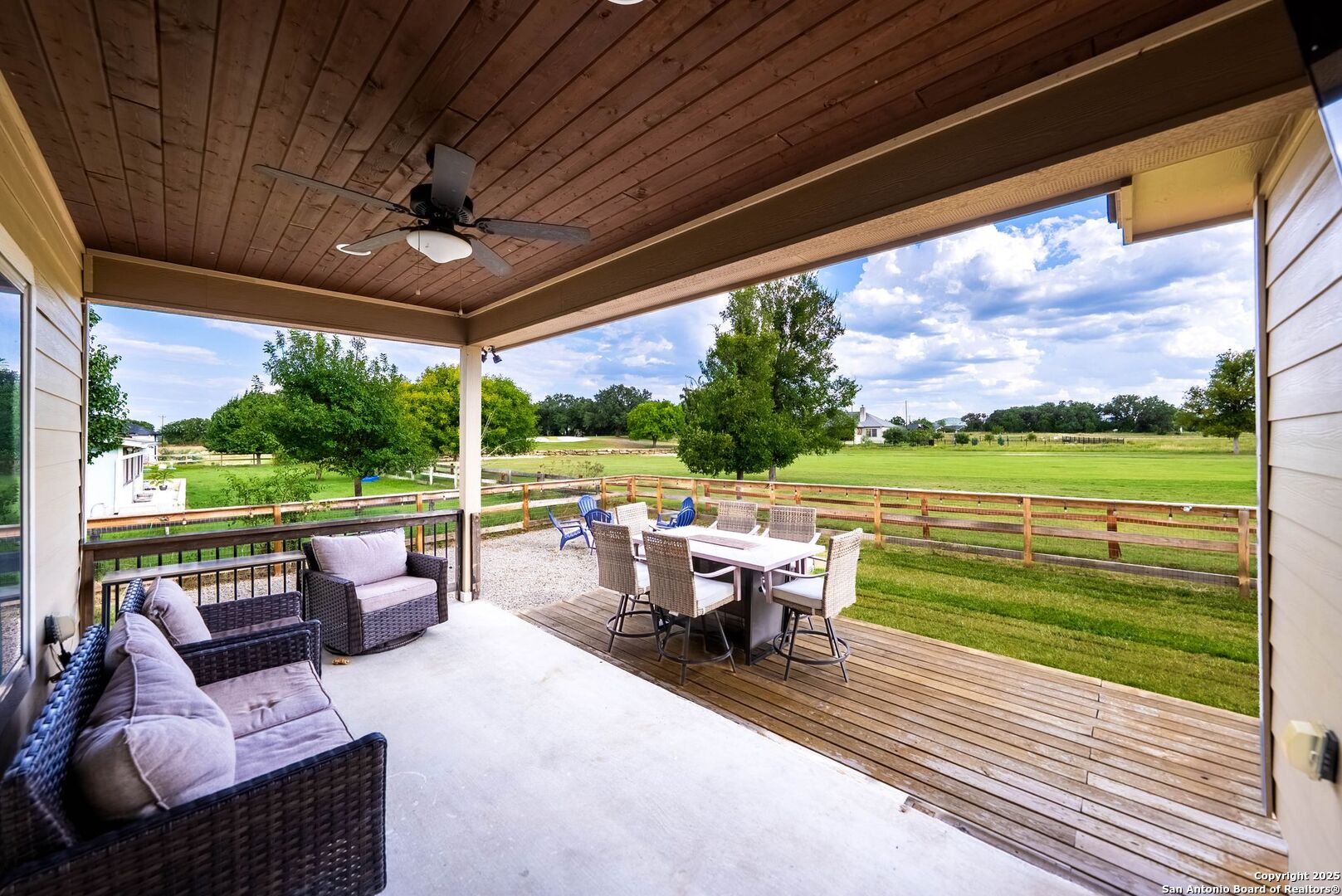 450 Spanish Grant Bandera TX 78003