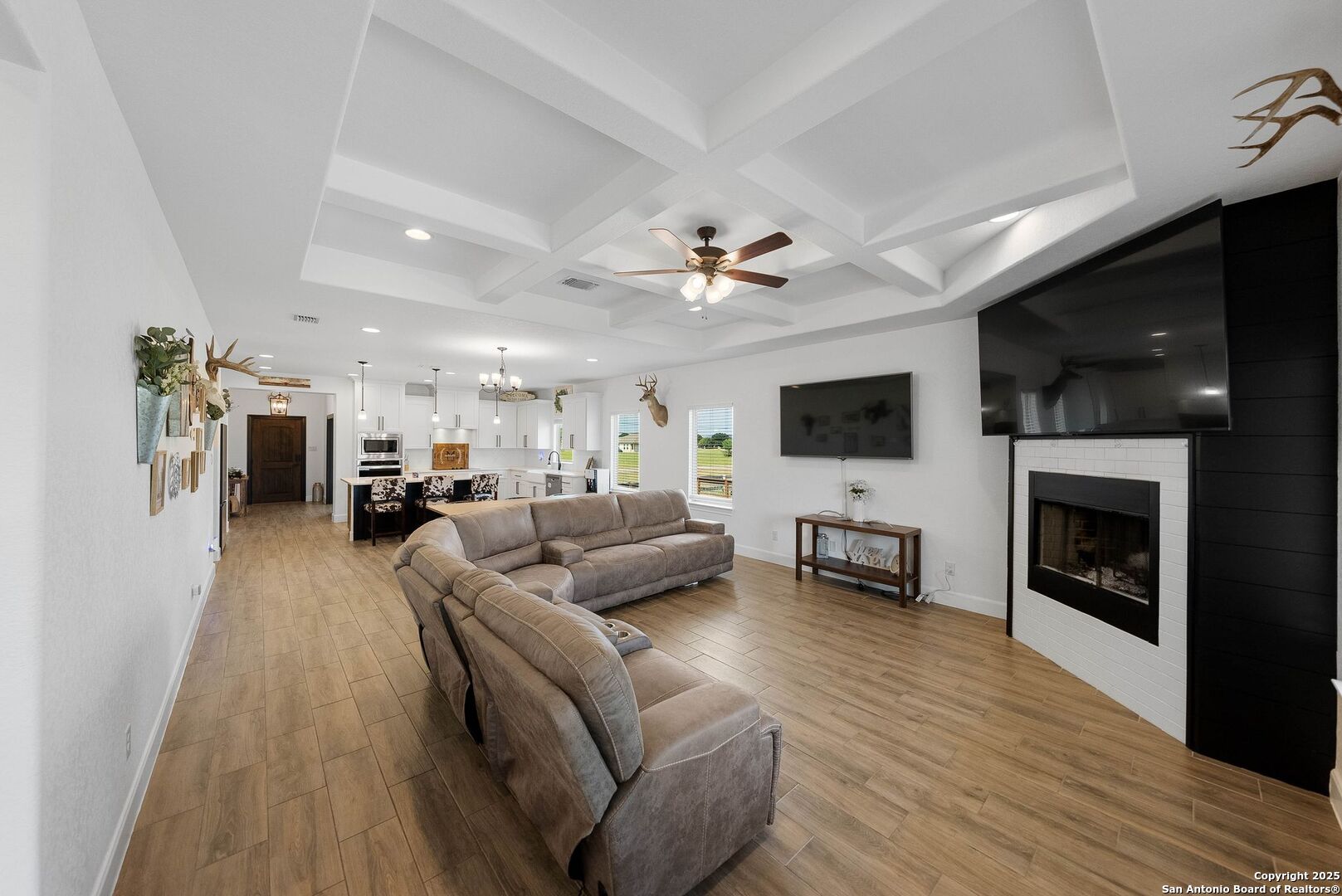 450 Spanish Grant Bandera TX 78003