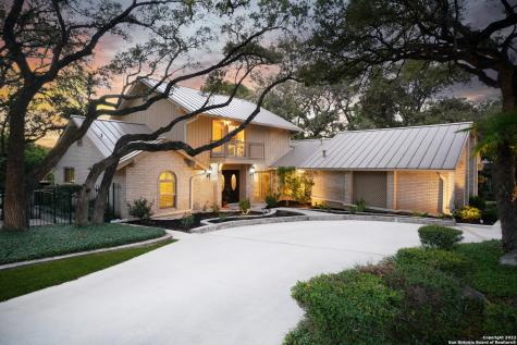 109 W Mossy Cup Street Shavano Park TX 78231