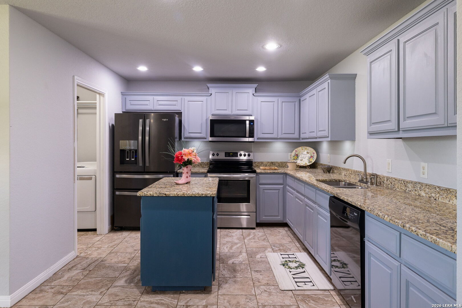 16807 Delana Avenue Elmendorf TX 78112