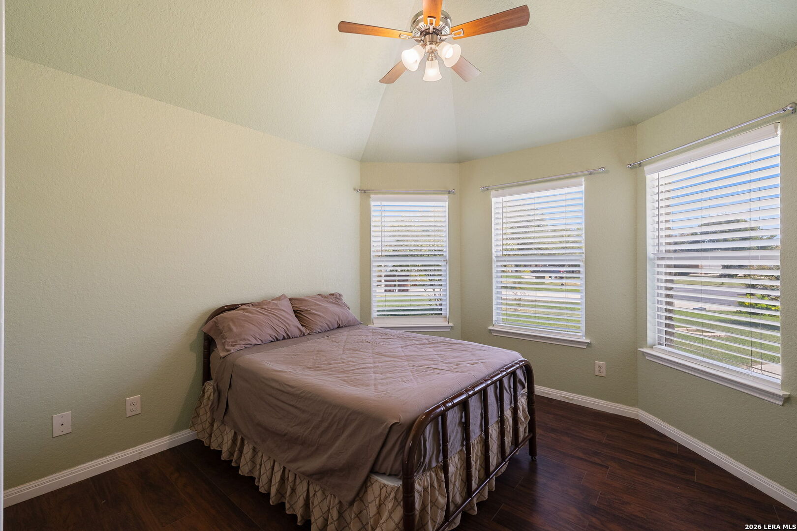 16807 Delana Avenue Elmendorf TX 78112