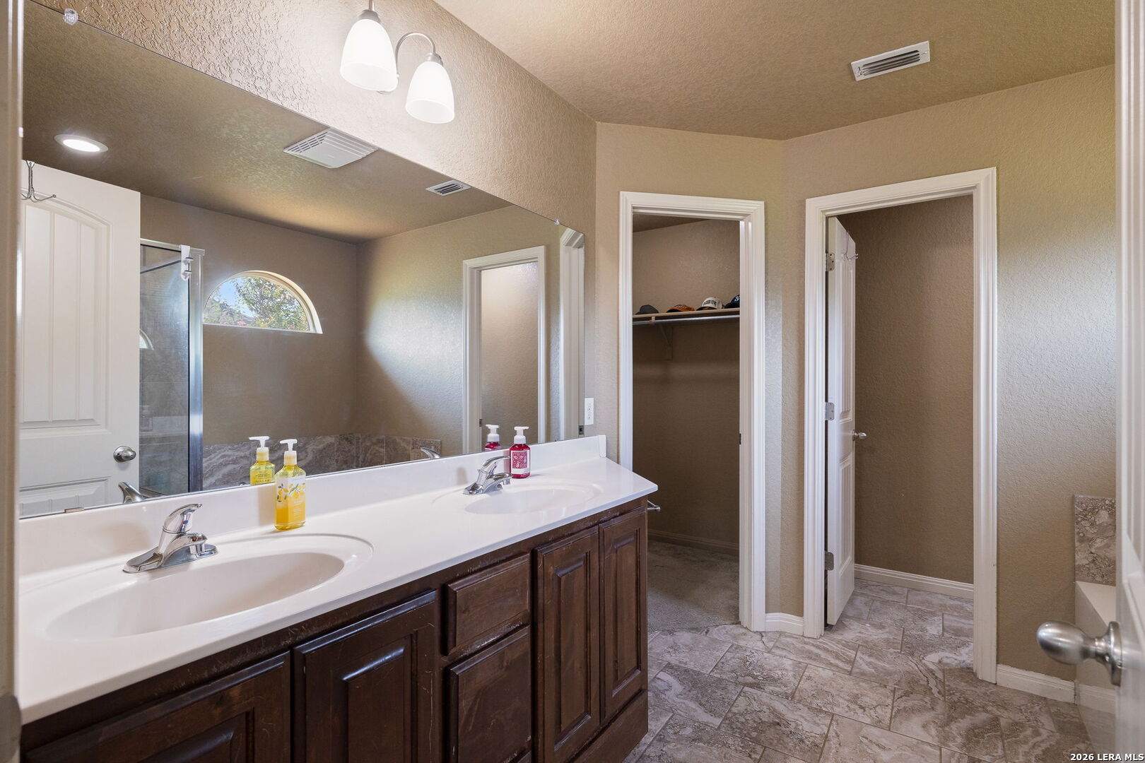 16807 Delana Avenue Elmendorf TX 78112