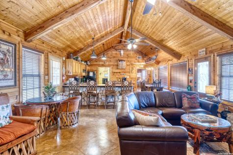 416 Canyon Oaks Drive Concan TX 78838