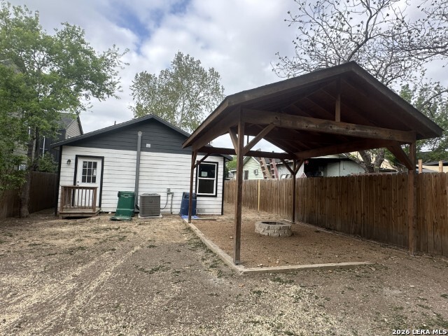 204 Vine Street San Antonio TX 78210