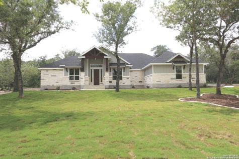 246 Wood Valley Drive Adkins TX 78101