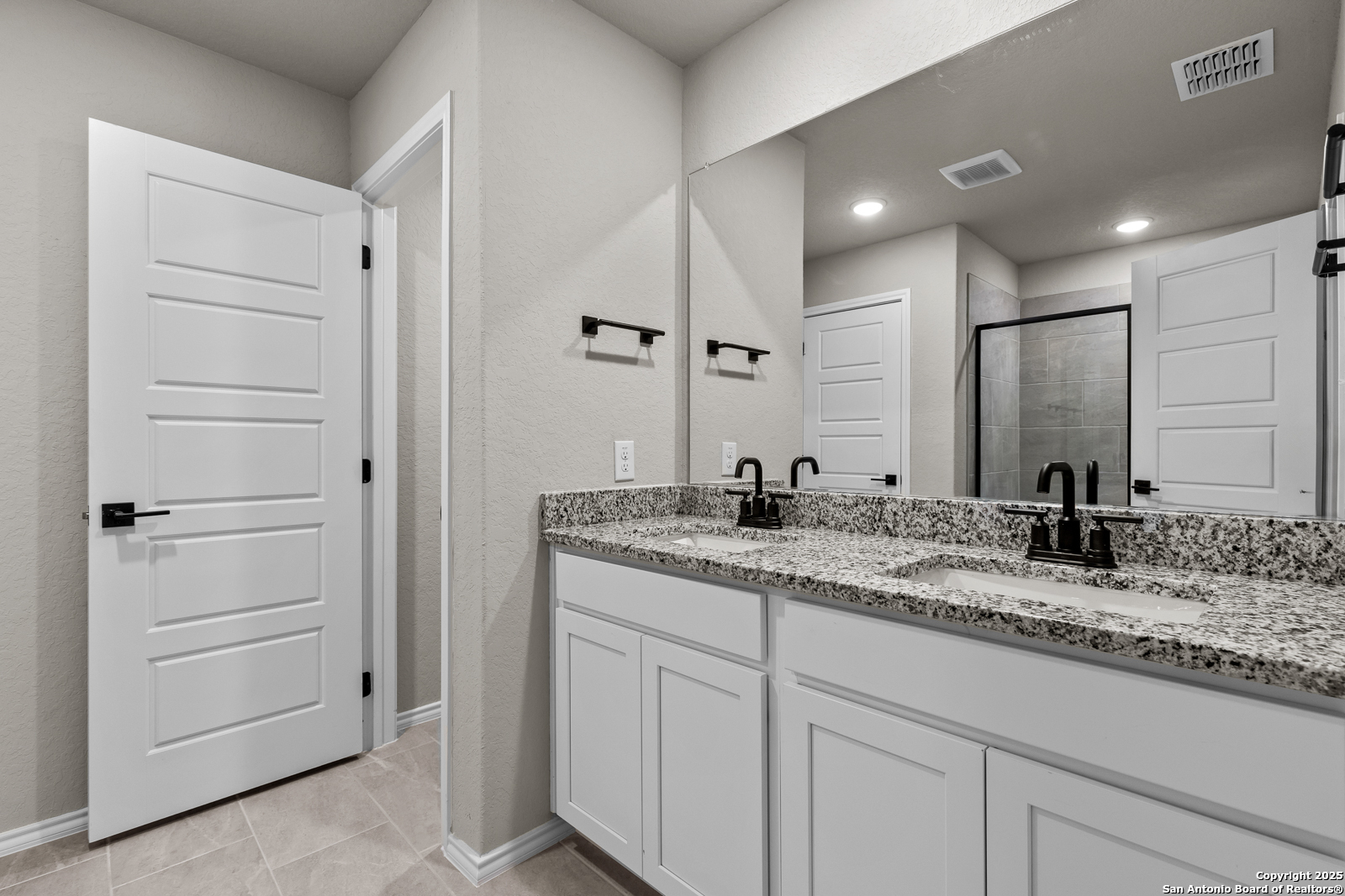 6610 Lowrie Block San Antonio TX 78239