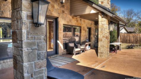 6454 N Us Highway 83 Leakey TX 78873
