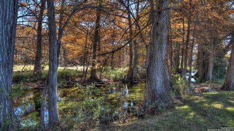 6454 N Us Highway 83 Leakey TX 78873