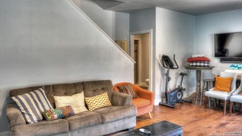 6454 N Us Highway 83 Leakey TX 78873