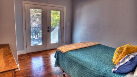 6454 N Us Highway 83 Leakey TX 78873