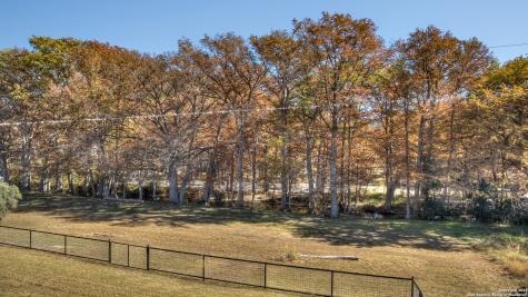 6454 N Us Highway 83 Leakey TX 78873