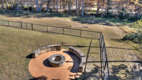 6454 N Us Highway 83 Leakey TX 78873