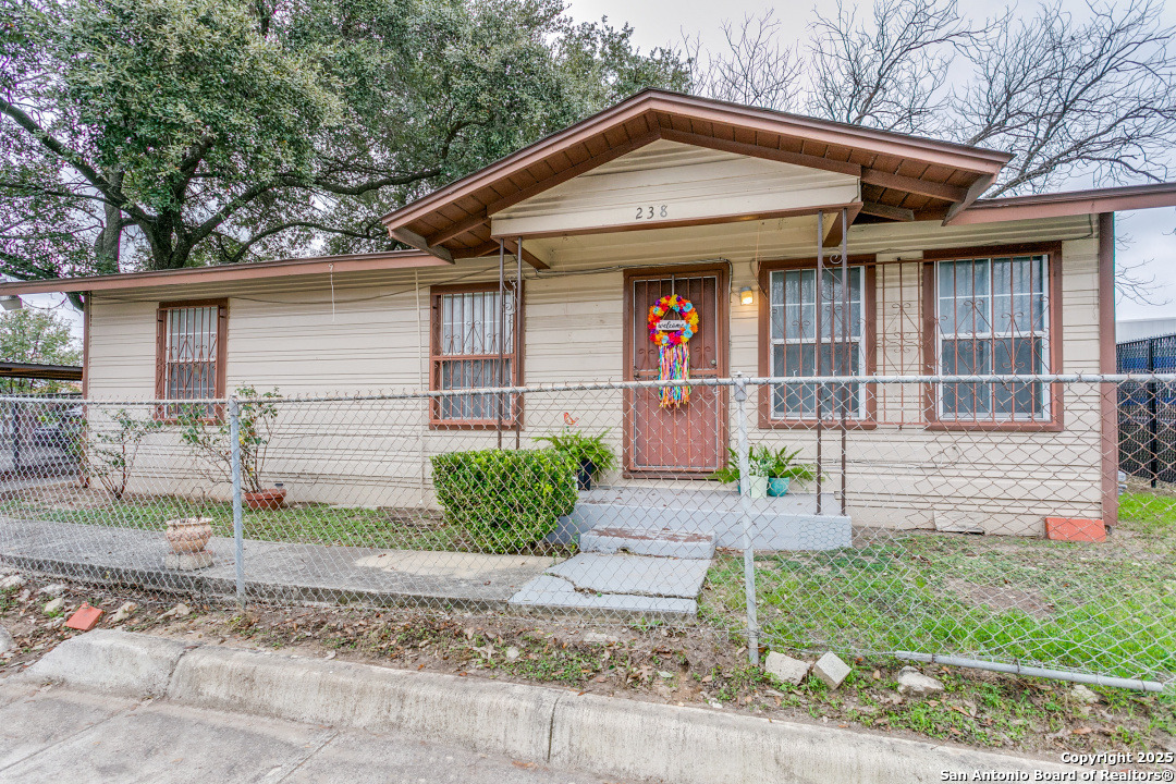 238 W Fest Street San Antonio TX 78204