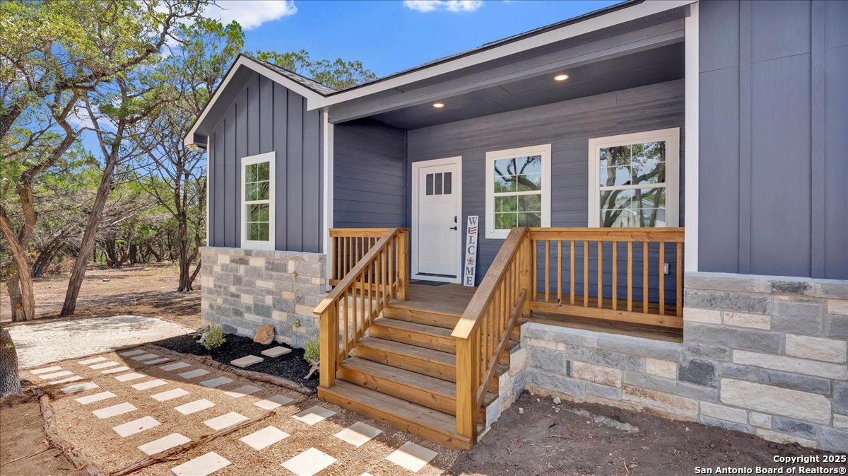 248 Brushy Creek Trail Bandera TX 78003