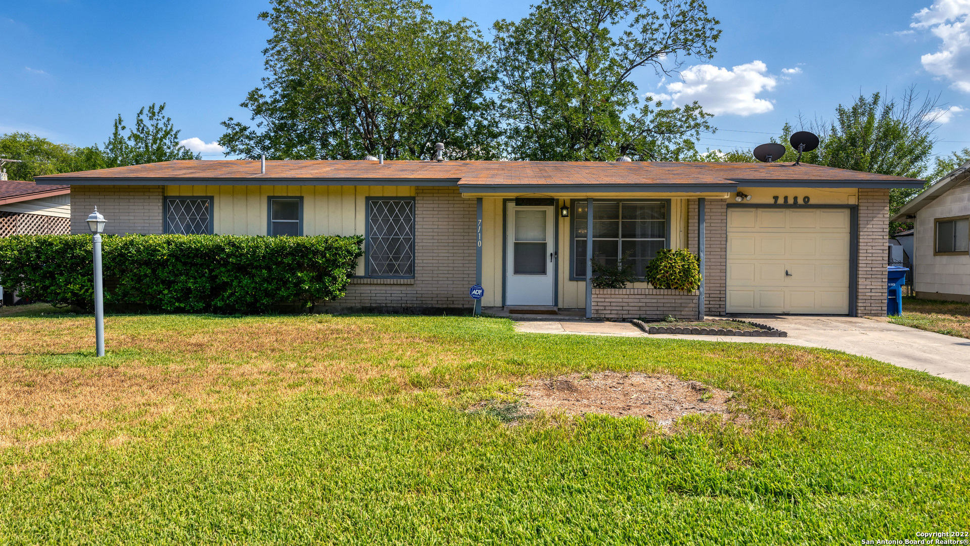 7110 Woodgate Drive San Antonio TX 78227