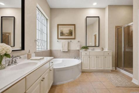 522 Heather Ridge San Antonio TX 78260