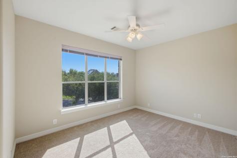 522 Heather Ridge San Antonio TX 78260