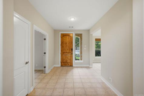 522 Heather Ridge San Antonio TX 78260