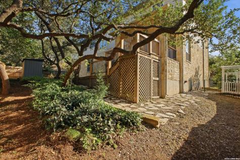 522 Heather Ridge San Antonio TX 78260