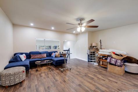 246 Felisa Street San Antonio TX 78210