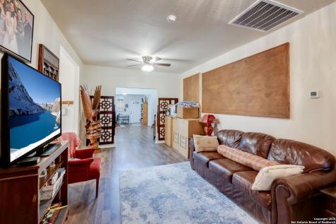 246 Felisa Street San Antonio TX 78210