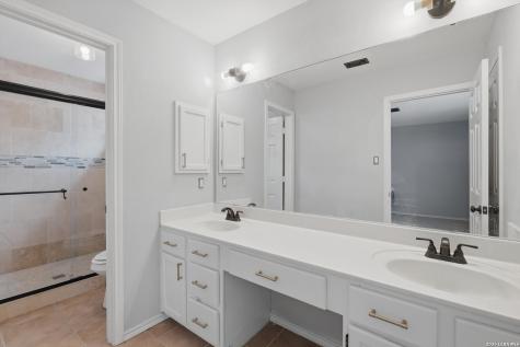 12215 Stable Knoll San Antonio TX 78249