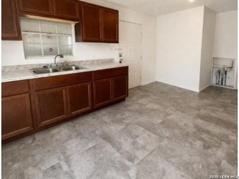 217 N Park Avenue Karnes City TX 78118