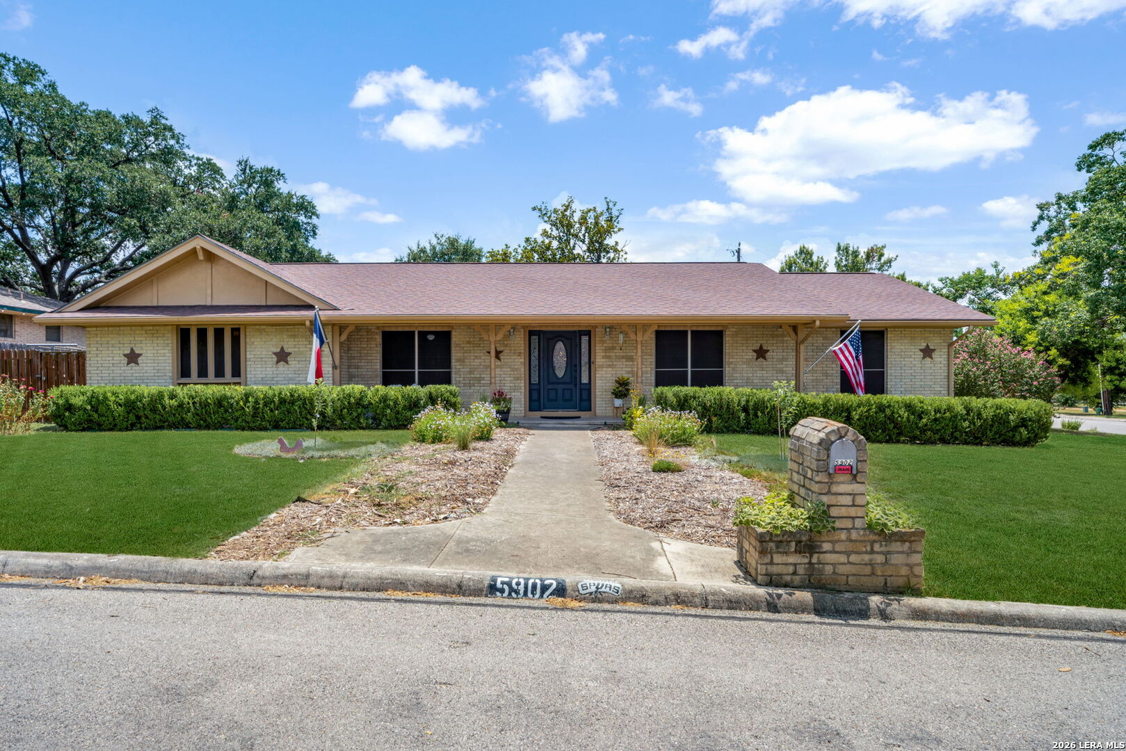 5902 Northgap Street Windcrest TX 78239