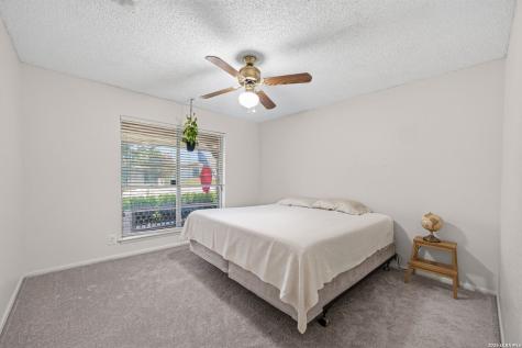 5902 Northgap Street Windcrest TX 78239