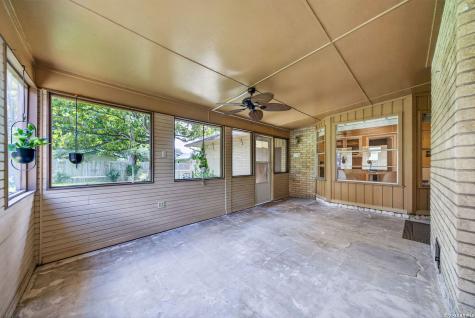 5902 Northgap Street Windcrest TX 78239