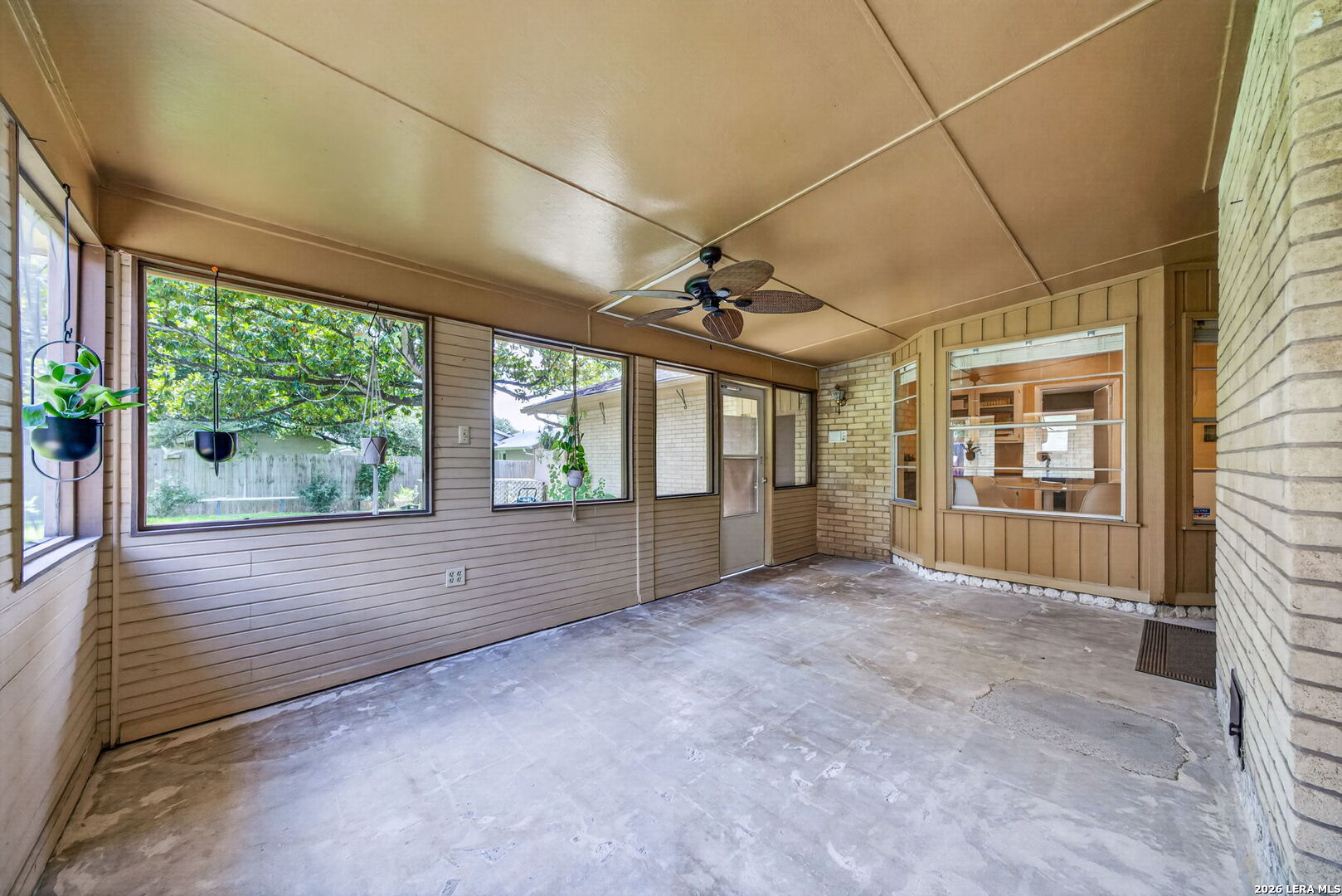 5902 Northgap Street Windcrest TX 78239