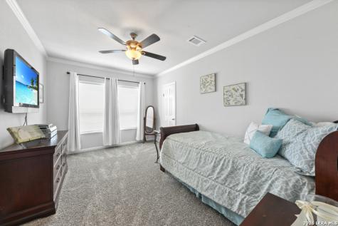175 Ranch Country La Vernia TX 78121