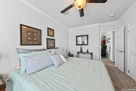 175 Ranch Country La Vernia TX 78121