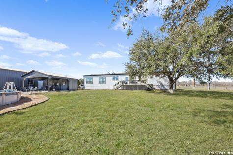 175 Ranch Country La Vernia TX 78121