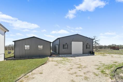 175 Ranch Country La Vernia TX 78121