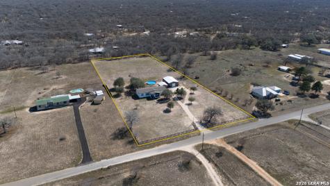 175 Ranch Country La Vernia TX 78121