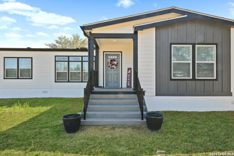 175 Ranch Country La Vernia TX 78121